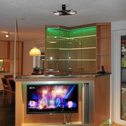 Wohnzimmer-bar-d-nachher-beleuchtet